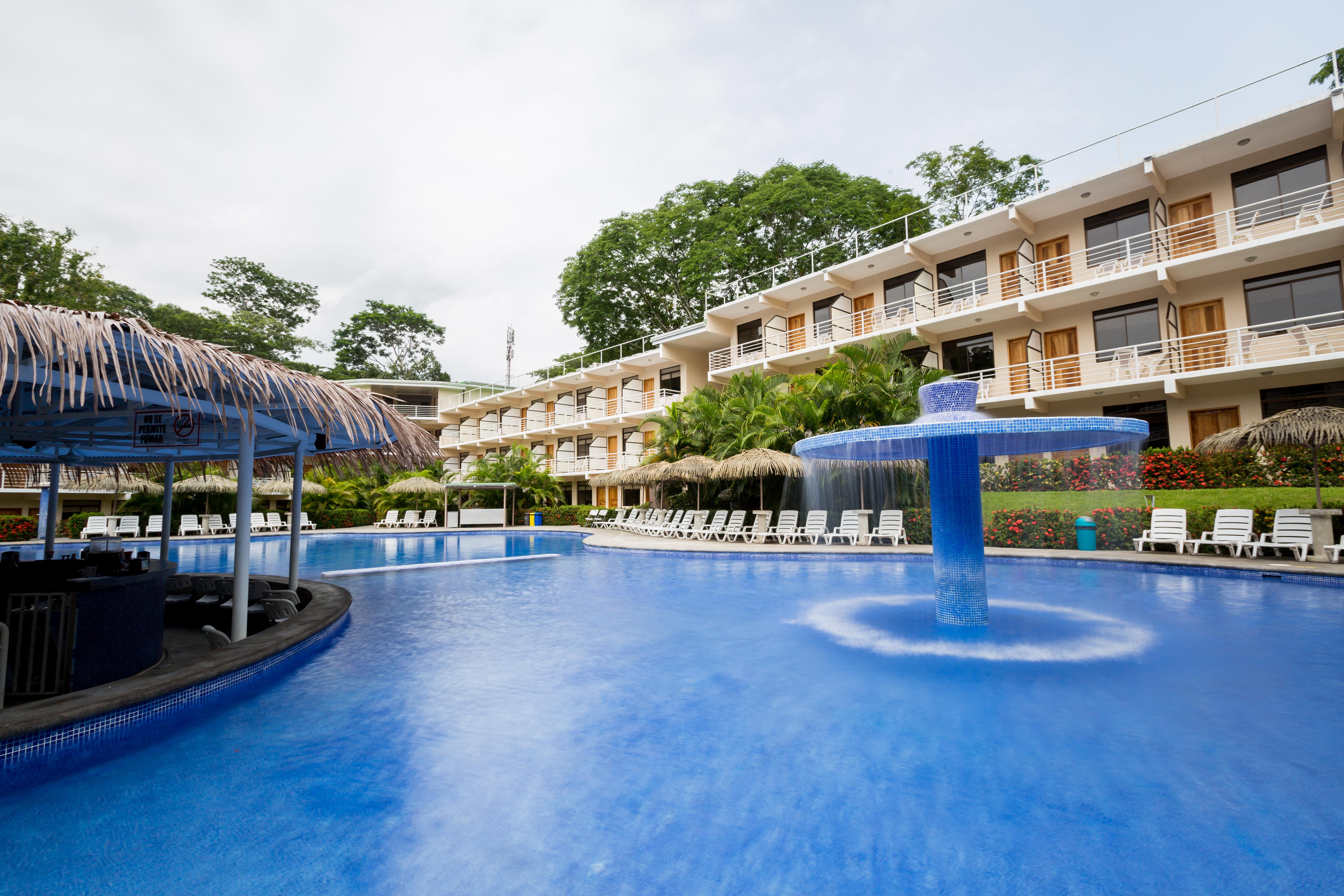 Hotel Arenas En Punta Leona Las Agujas 外观 照片