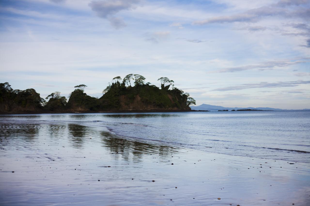 Hotel Arenas En Punta Leona Las Agujas 外观 照片