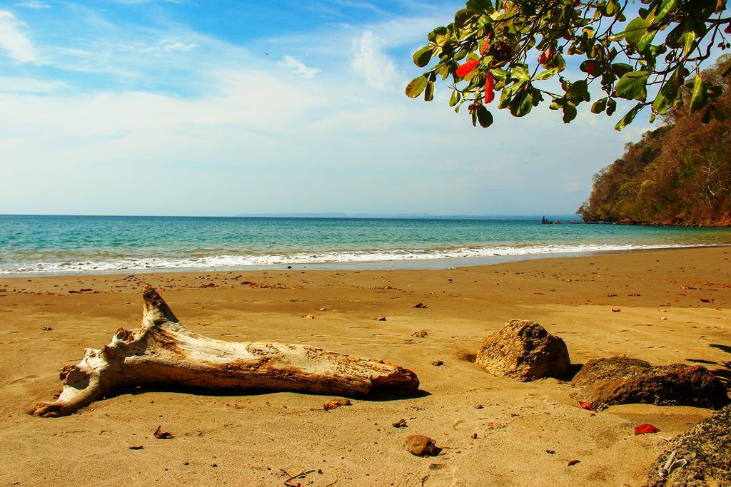Hotel Arenas En Punta Leona Las Agujas 外观 照片
