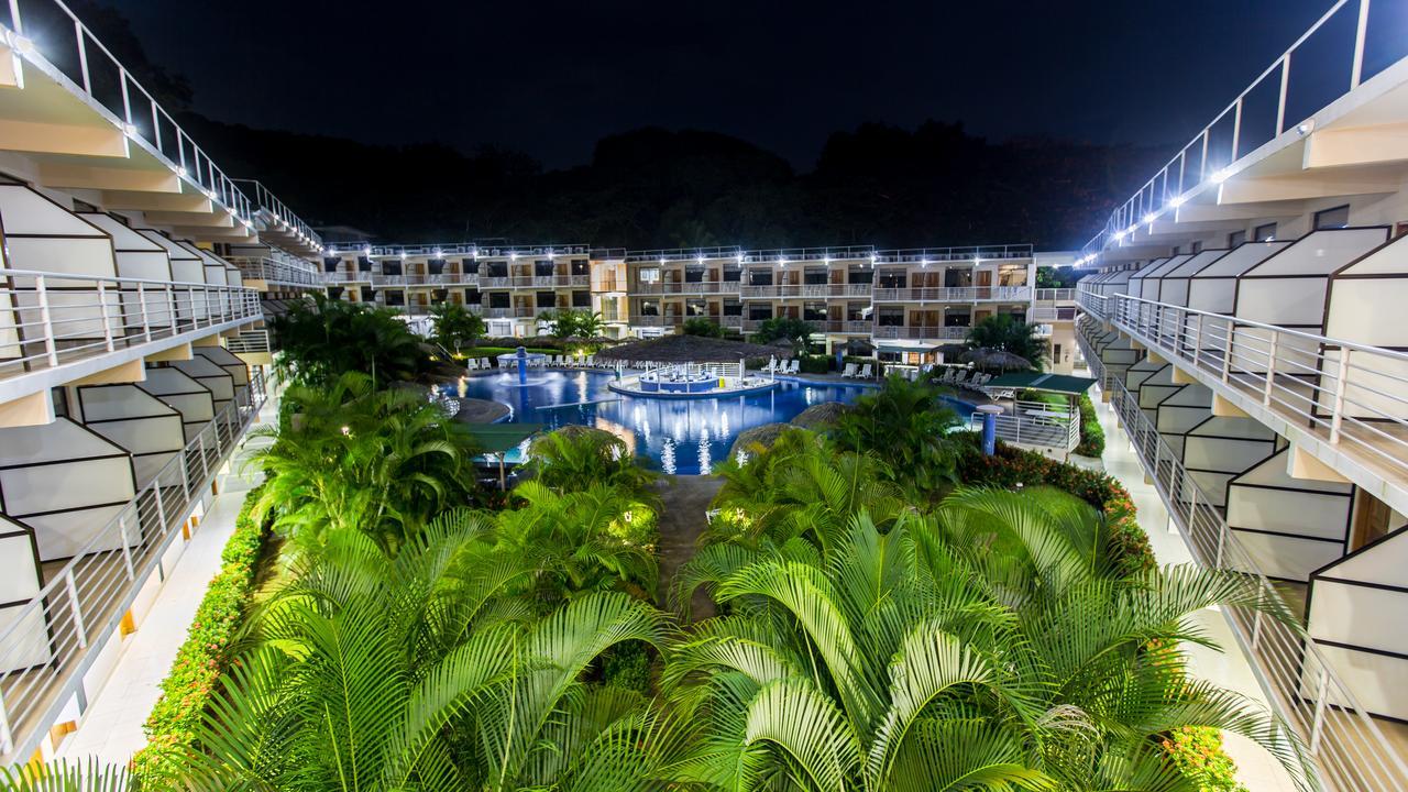 Hotel Arenas En Punta Leona Las Agujas 外观 照片